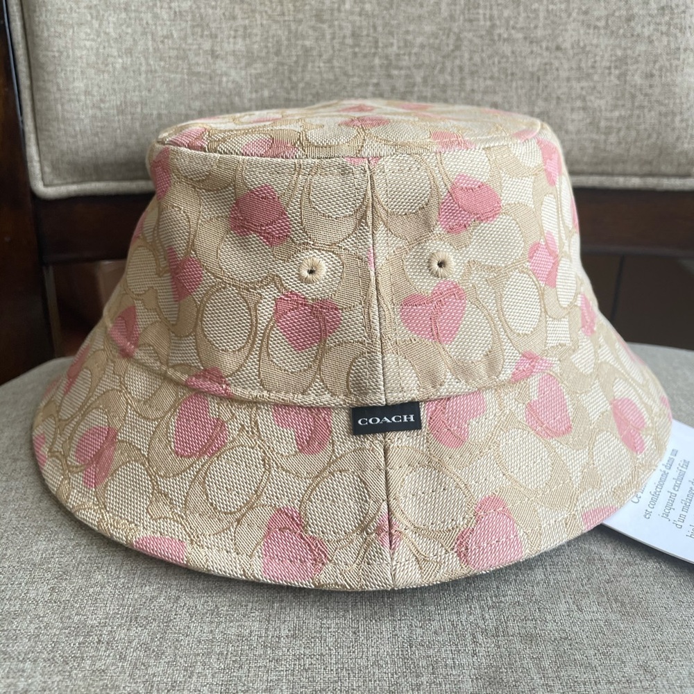 NWT！Coach women's Signature Heart Print Bucket Hat （COACH CP354）SIZE XS/S - Picture 2 of 7